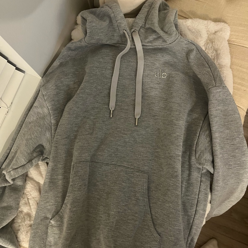 ALO Yoga  Grey Pullover Hoodie